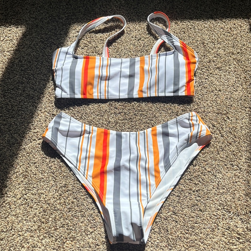 Striped high waisted bikini